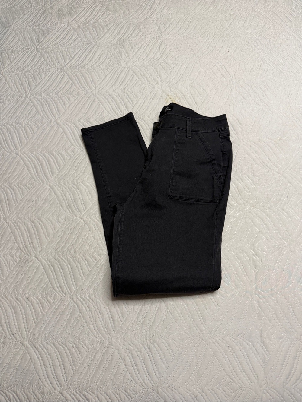 1822 Denim Women’s Charcoal Utility Stretch Slim Pants. Size 10